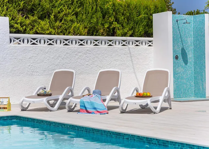 Amanecer - Plusholidays * Casas de Torrat