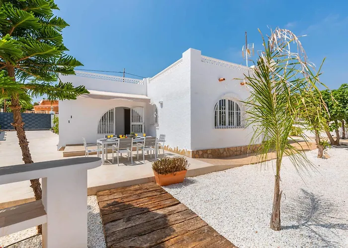 Amanecer - Plusholidays * Casas de Torrat